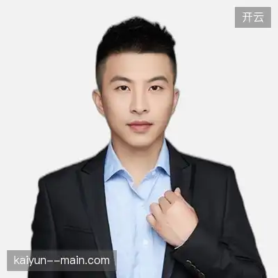 袁晨铭